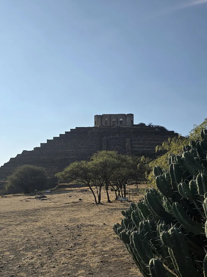 Zona arqueológica El Cerrito, Corregidora
